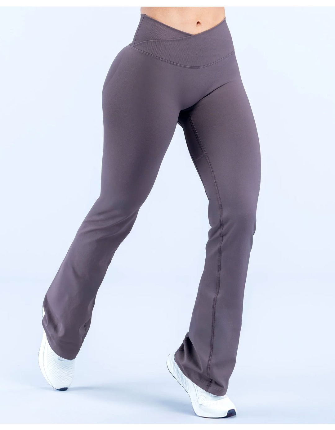 V-Shaped Crossover Waistband Butt-Lifting Scrunch Yoga Pant