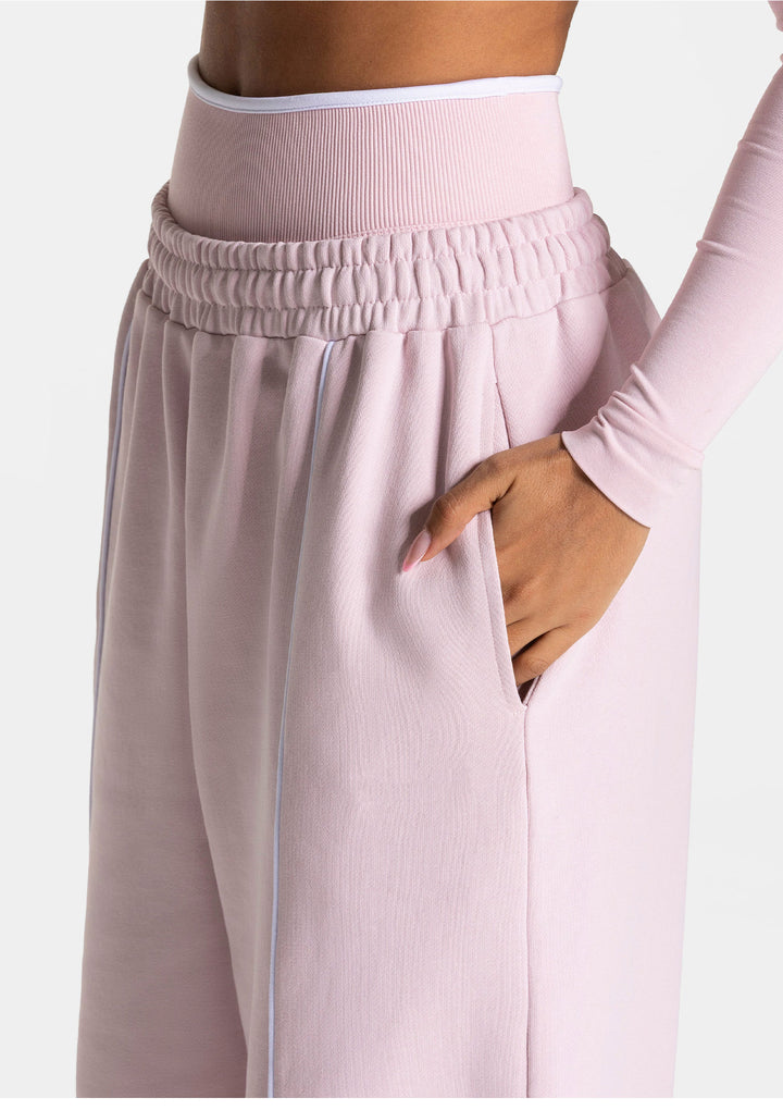 Motion Sculpt Wide-Leg Pants