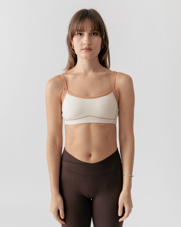 Scoop-neck Sports Bra
