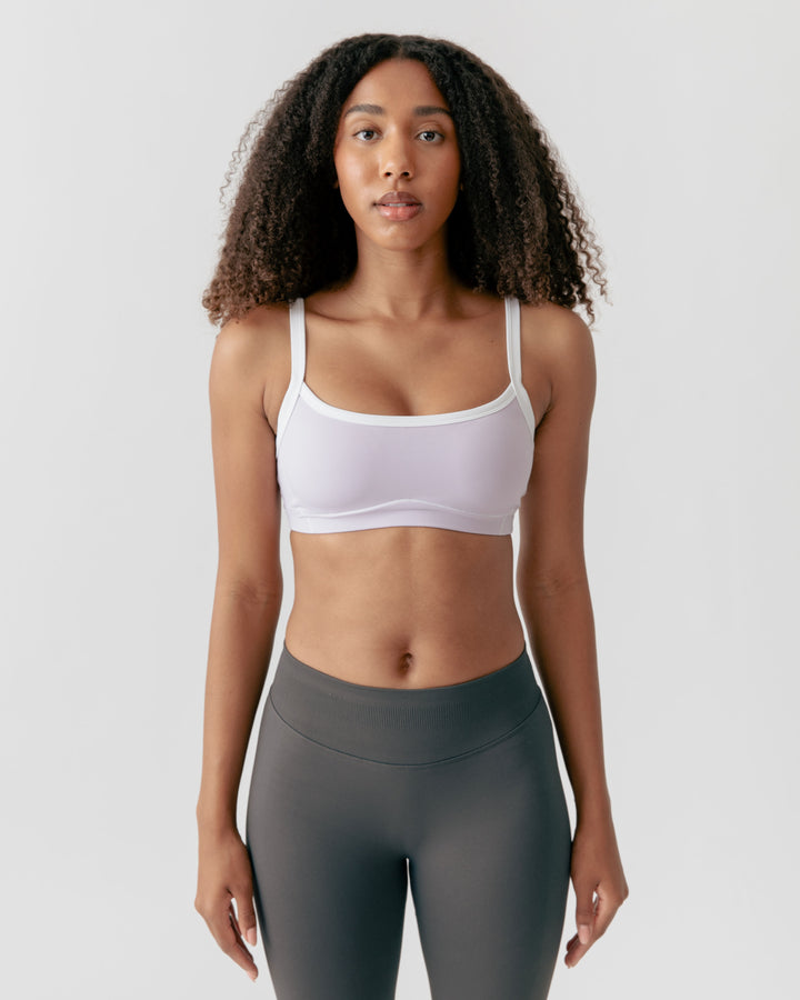 Scoop-neck Sports Bra